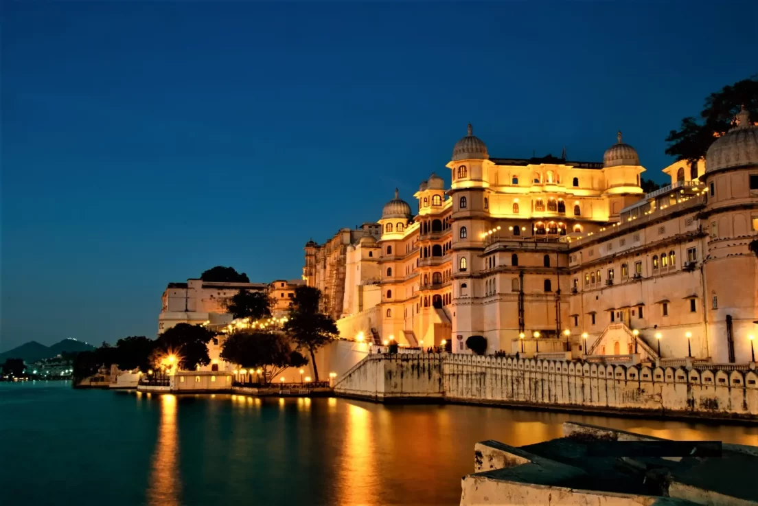 lake-pichola-udaipur-city-udaipurian